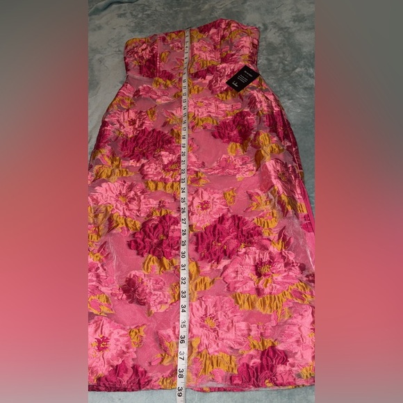 Lulus Upgraded Event Pink Jacquard Strapless Bustier Midi Dress  Large NWT - Picture 10 of 14